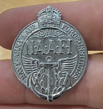 N.A.A.F.I WW2 Military Cap Badge