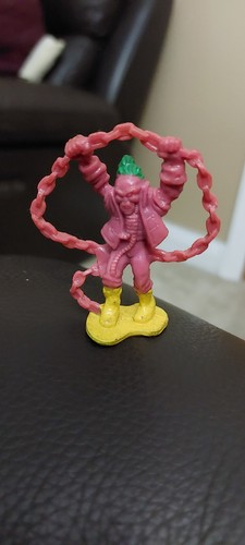 Monsters pocket super - in,