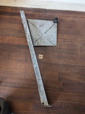 BMW Z3 Passenger Left SIDE N/S DOOR LIFT WINDOW SLIDE SLIDING GUIDE RAIL BRACKET