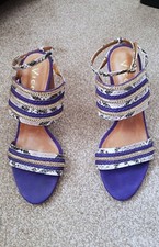 Vincenza Italian royal blue