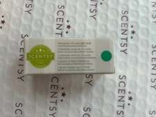 One Scentsy Warmer 15w E14