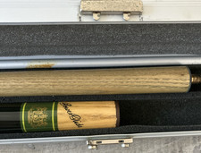 Midas Power Glide Snooker Cue 1/3 & 2/3 - 2 piece hard case.