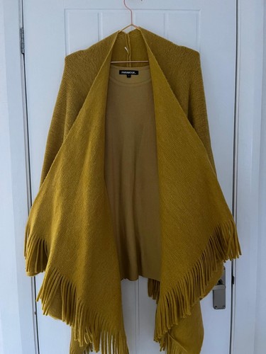 Mustard jumper and - jumper,