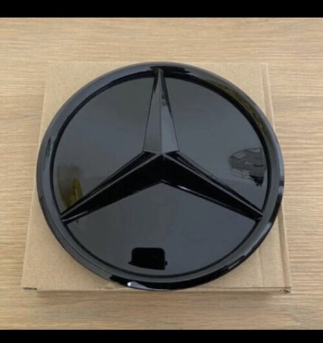Mercedes front grill badge - grill,