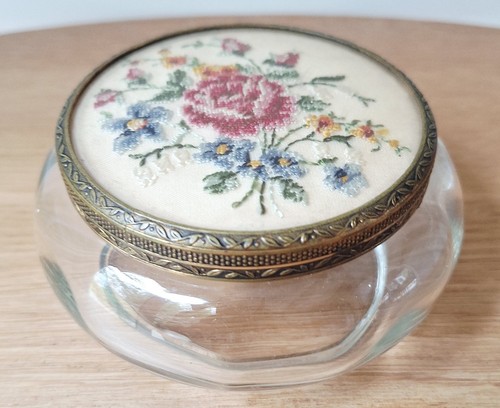 Pretty vintage petit point - pretty,