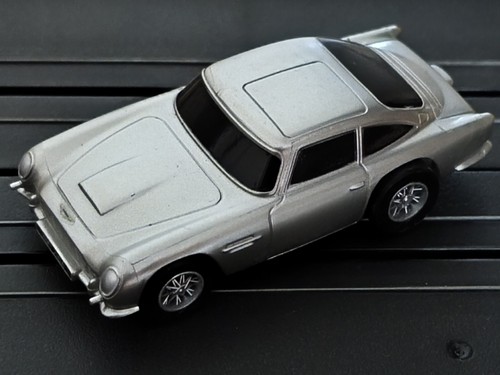 Micro scalextric scale - micro,