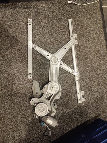 Passenger window regulator - passenger,