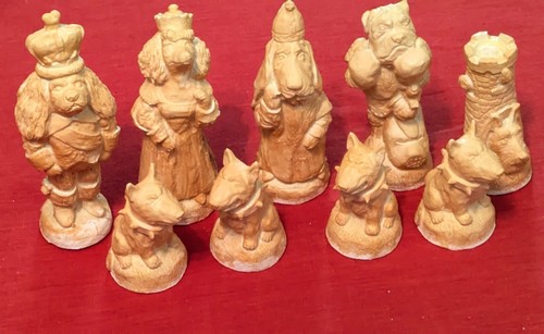 Royal dogs chess - dogs, set