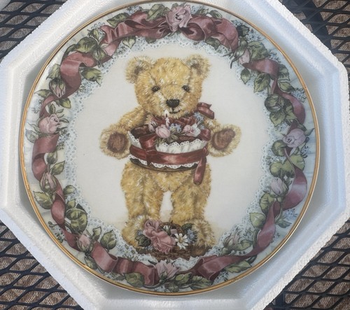 Teddy first birthday - first,