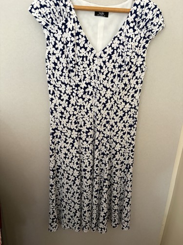 Wallis navy white floral midi - floral,