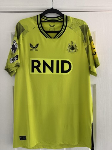 Very rare newcastle matchworn - rare,