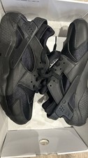 Nike Air Huarache Triple Black Trainers - Size UK 7.5 New condition