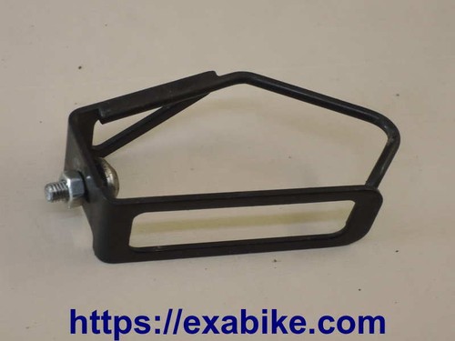 Brake hose guide - brake,