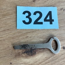 SINGER Sewing Machine SIMANCO 87363 early bentwood /treadle drawer key. List 324