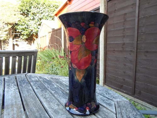 Moorcroft large pomegranate - ,