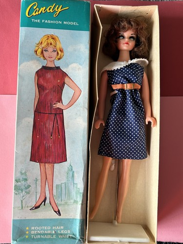 Vintage 1960s or 1970s - 🩷,