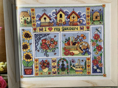 Gardener world pretty - gardener’s, world!