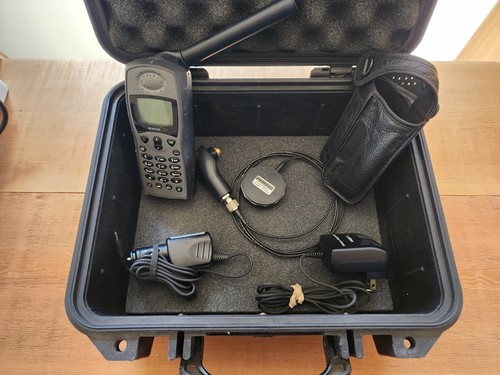 Iridium 9505a satellite phone - iridium,