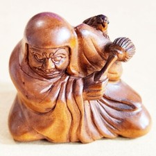 M8710 - 2" Hand Carved Boxwood