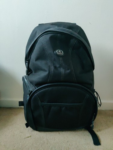 Used tamrac aero - speed, pack