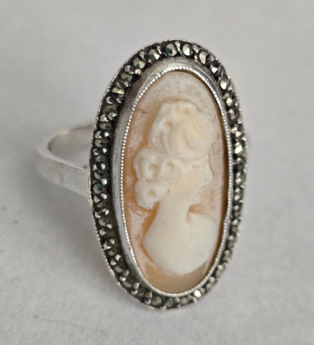 Vintage shell cameo ring - cameo,