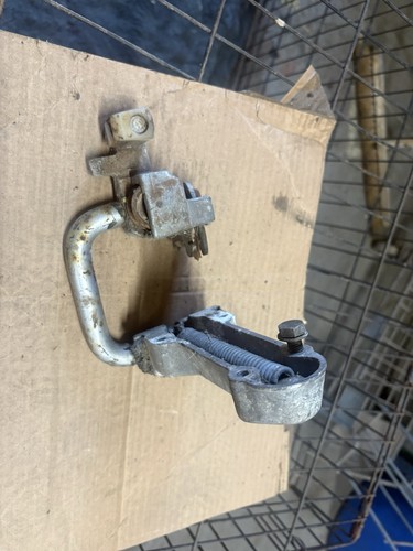 T25 sliding door hinge - vw,