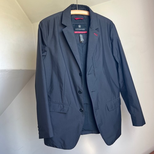 Victorinox swiss army jacket - victorinox,