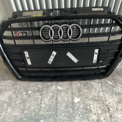 Audi facelift black - audi,
