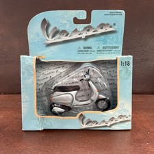 Vespa scooter Die-Cast Maisto