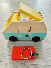 LOVEVERY Learning Toy Camper