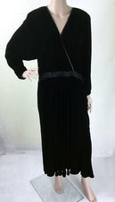 Vintage Dress | Vintage 1970s Black Velvet Janice Wainwright Dress UK Size 14/16