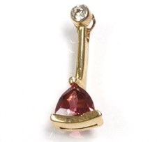 0.3 ctw Natural Pink Triangle