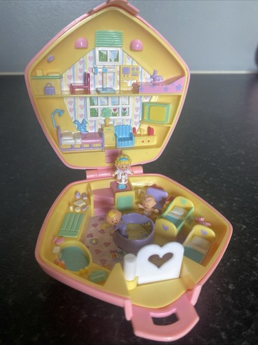 Vintage polly pocket nursery - polly,