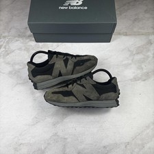 New Balance 327 Black &