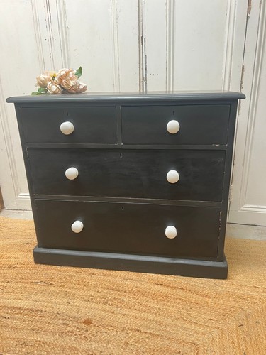 Small painted victorian chest - small,