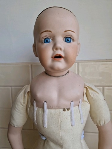 Artist made bisque doll - 21,5",