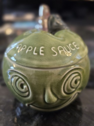 Vintage sylvac face - face, pot