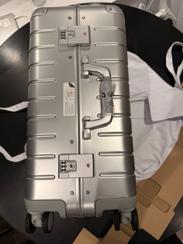 The bigger carry aluminum - the, carry-on:
