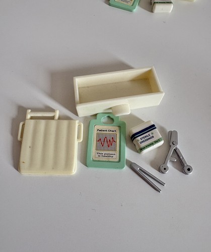 Sylvanian families ambulance - sylvanian,