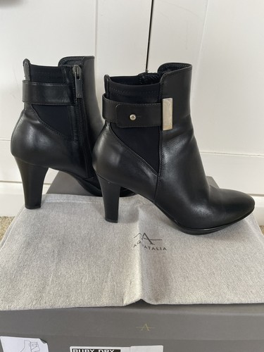 Russell bromley aquatalia - &,