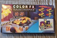 Hot Wheels Ferrari Testarossa Collectible Set COLOUR CHANGER