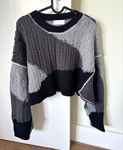 Hare grey black colourblock - &,