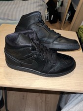 Nike Air Jordan 1 Mid Triple