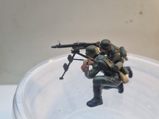 Tamiya 1:35th scale German MG42 team built painted  and weathered 