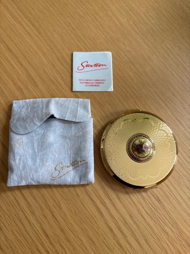 Vintage 1960s stratton powder - vintage,
