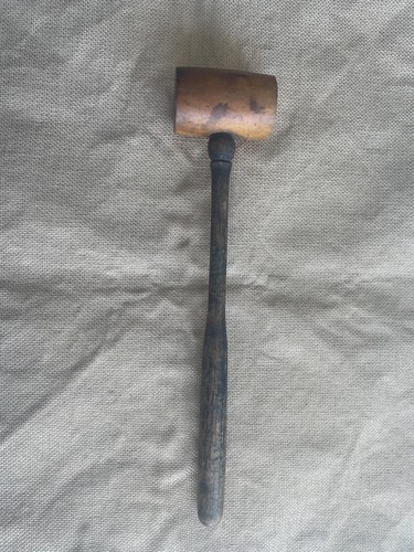 Vintage auctioneers hammer - vintage,