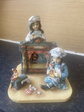 The Leonardo Figurine