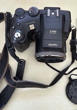 Fujifilm FinePix S7000 camera