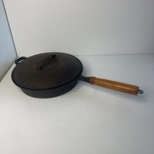Vintage Cast Iron Skillet Pan 10 Inch with Wooden Handle Lid Collectable
