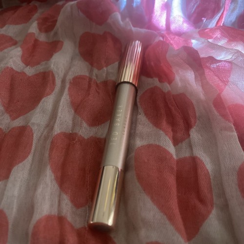 Ted baker eyeshadow crayon - baker,
